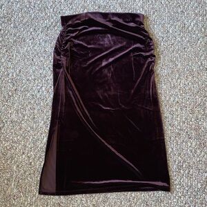 Old Navy High-Waisted Velvet Ruched Midi Skirt
